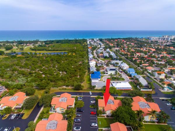 Sea Brook Place, 260 Seabreeze Cir, Jupiter, Florida 33477, image 2