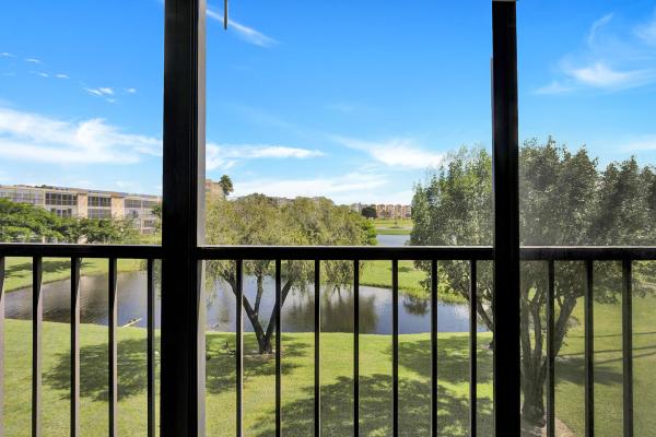 Huntington Lakes 2, 7006 Huntington Ln #306, Delray Beach, Florida 33446, image 1