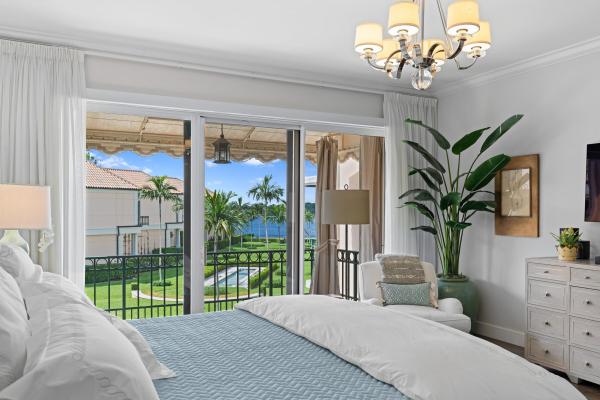 Villa Plati, 236 Bradley Pl, Palm Beach, Florida 33480, image 2