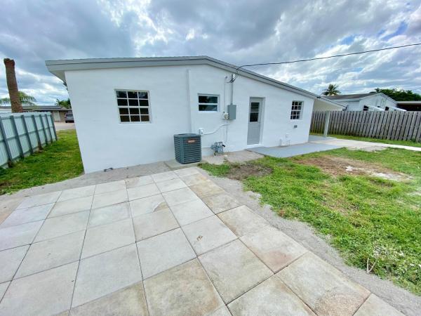 Englewood Manor, 3018 French Ave, Lake Worth, Florida 33461, image 1