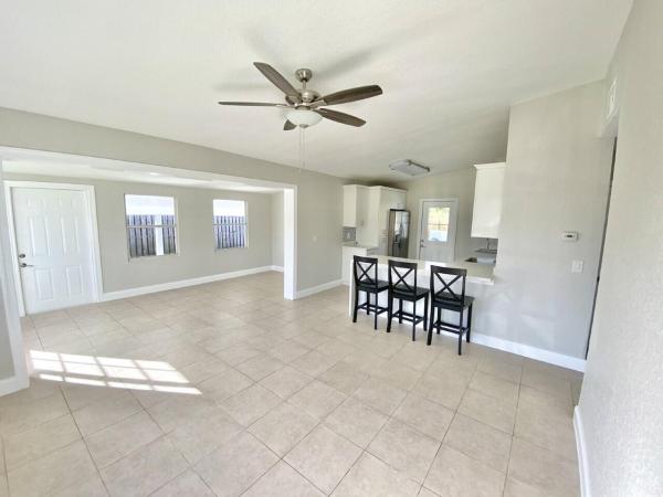 Englewood Manor, 3018 French Ave, Lake Worth, Florida 33461, image 2