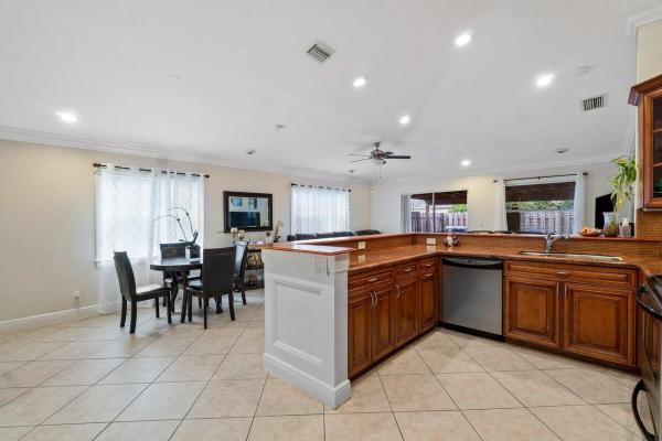 The Courts At Boynton Place, 10377 Boynton Place Cir, Boynton Beach, Florida 33437, image 1