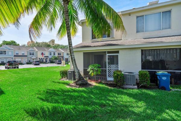 Coconuts, 12 Whitehead Cir, Weston, Florida 33326, image 1