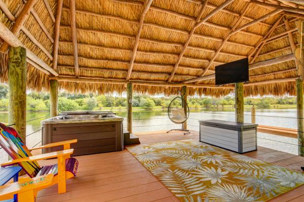 Lago Del Sol, 5660 Lago Del Sol Dr, Lake Worth, Florida 33449, image 1