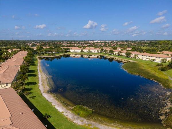 Independence Cove, 1071 Imperial Lake Rd, West Palm Beach, Florida 33413, image 2