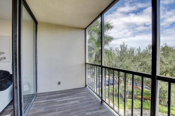 Lakewood Midrise At Boca West Country Club, 7819 Lakeside Blvd #853, Boca Raton, Florida 33434, image 1