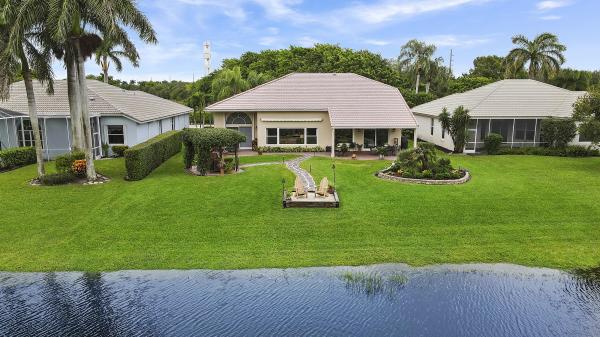 The Estates Of Boynton Waters, 6945 Cobia Cir, Boynton Beach, Florida 33437, image 2