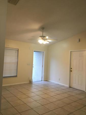 Sugar Pond Manor, 1491 Hawthorne Pl, Wellington, Florida 33414, image 3