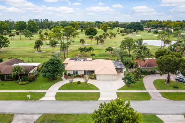 Palm Beach National Golf & Country Club Estates, 3139 Medinah Cir W, Lake Worth, Florida 33467, image 1