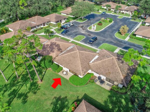 Club Cottages, 523 Club Dr, Palm Beach Gardens, Florida 33418, image 2