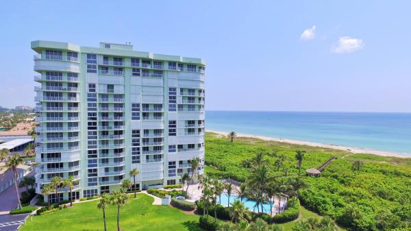 Aquanique Ocean Club, 2700 N Highway A1a #1004, Fort Pierce, Florida 34949, image 1