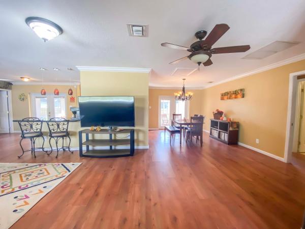 Florida Gardens, 109 W Pine Tree Ave, Lake Worth, Florida 33467, image 1