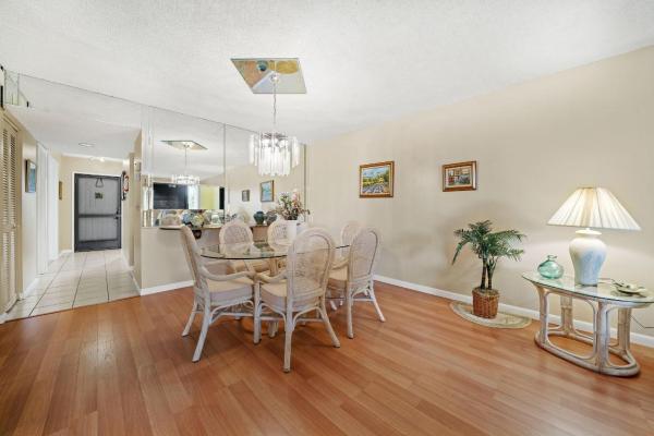Lakeside Of Banyan Springs, 10156 Mangrove Dr #205, Boynton Beach, Florida 33437, image 2