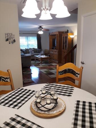 Stamford At The Villages Of Palm Beach Lakes, 1811 Middleton Way, West Palm Beach, Florida 33409, image 1