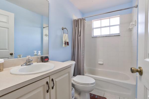 Kensington Place, 330 SE 23rd Ave, Boynton Beach, Florida 33435, image 2