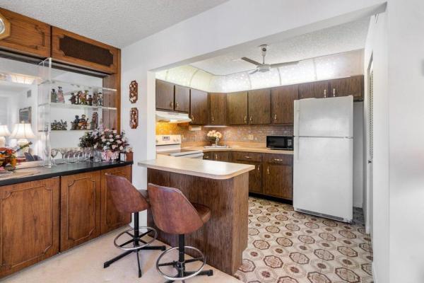 Pine Ridge 3, 342 Pine Ridge Cir #B-2, Greenacres, Florida 33463, image 2