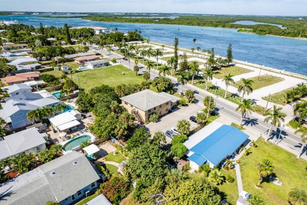Fort Pierce Beach, 1821 Seaway Dr, Fort Pierce, Florida 34949, image 1