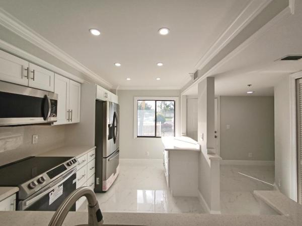 Huntington Lakes 5, 7310 Ashford Pl #107, Delray Beach, Florida 33446, image 2