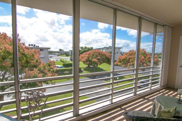 Lake Clarke Gardens, 2687 N Garden Dr N #312, Lake Worth, Florida 33461, image 2