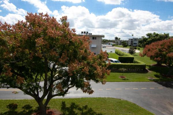 Lake Clarke Gardens, 2687 N Garden Dr N #312, Lake Worth, Florida 33461, image 1