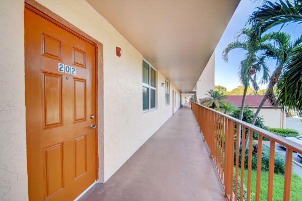 Bonaire Village, 14671 S Bonaire Blvd #202, Delray Beach, Florida 33446, image 1