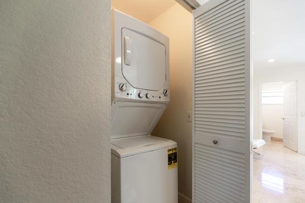 Delray Beach No HOA, 911 NE 8th Ave #B, Delray Beach, Florida 33483, image 1