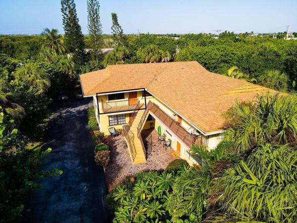 Sand & Sea Apartments Of North Beach, 2505 Tamarind Dr #B-1, Fort Pierce, Florida 34949, image 2
