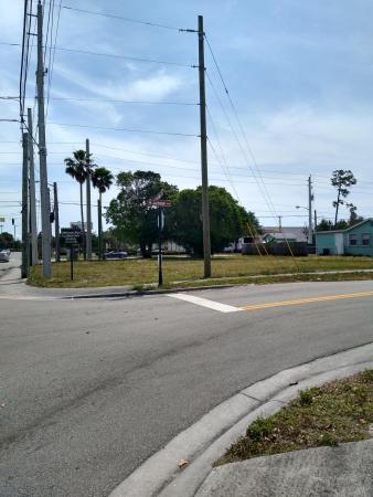 Greenacres No HOA, 560 Jackson Ave, Greenacres, Florida 33463, image 2