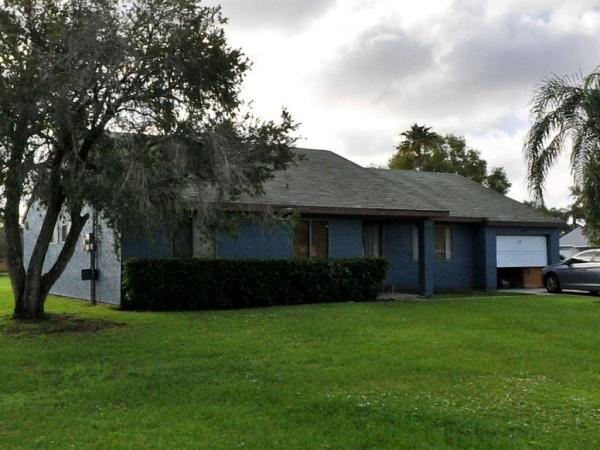Rainier Lakes At Sandhill Crossing, 2302 SE Rainier Rd, Port St. Lucie, Florida 34952, image 2
