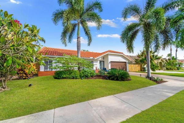 Hidden Valley, 399 Apache Ln, Boca Raton, Florida 33487, image 1
