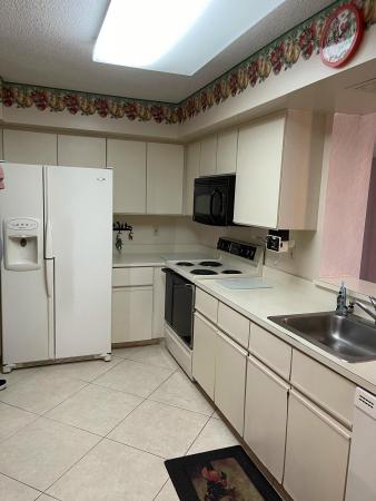 Huntington Towers, 7380 S Oriole Blvd #501, Delray Beach, Florida 33446, image 1
