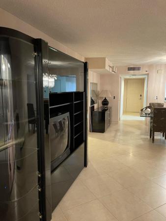 Huntington Towers, 7380 S Oriole Blvd #501, Delray Beach, Florida 33446, image 2