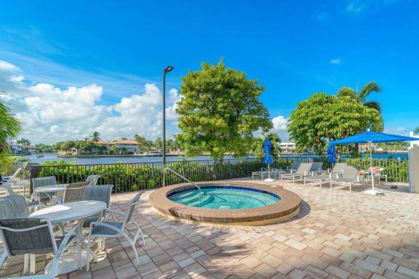 Coronado At Highland Beach, 3400 S Ocean Blvd #11H, Highland Beach, Florida 33487, image 2