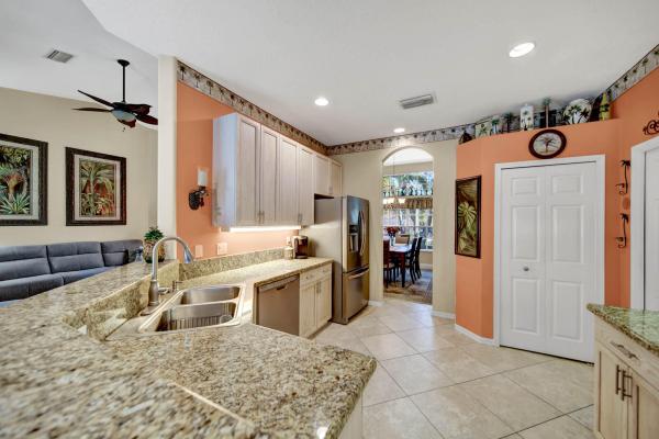 Crane Pointe At Sawgrass Lakes, 131 SW Fernleaf Trl, Port St. Lucie, Florida 34953, image 2