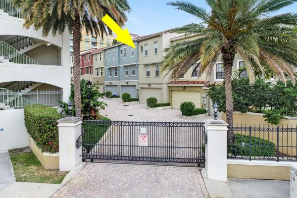 CityPlace Residential Townhomes, 682 Fern St, West Palm Beach, Florida 33401, image 2