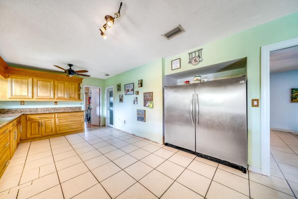 New Continental, 8102 SW 103rd St, Kendall, Florida 33156, image 3