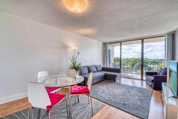 Lakeshore Club, 1830 Embassy Dr #603, West Palm Beach, Florida 33401, image 1