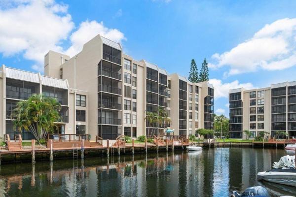 Boca Bayou, 4 Royal Palm Way #3020, Boca Raton, Florida 33432, image 2