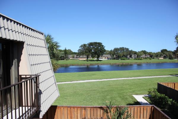 Village Of Sandalwood Lakes South, 6638 66th Way, West Palm Beach, Florida 33409, image 2