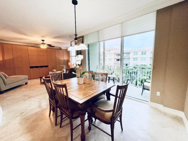 Palmetto Place, 99 SE Mizner Blvd, Boca Raton, Florida 33432, image 1