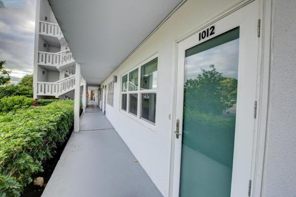 Ellesmere, 1012 Ellesmere A, Deerfield Beach, Florida 33442, image 2
