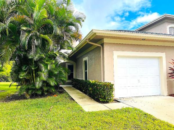 The Lakes At The Savannah, 1862 E Sanderling Ln #1, Fort Pierce, Florida 34982, image 1