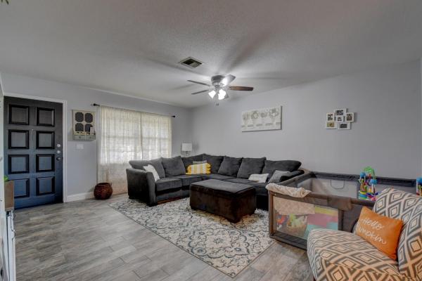 Palm Springs Village, 416 Inglewood Dr, Palm Springs, Florida 33461, image 1
