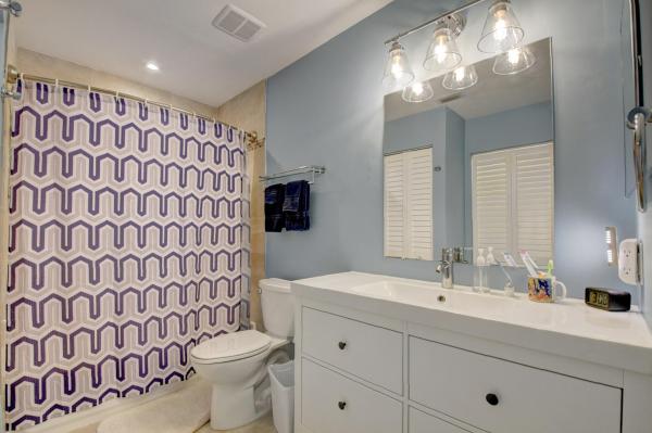 Chanteclair Villas, 1633 Palmland Dr, Boynton Beach, Florida 33436, image 2