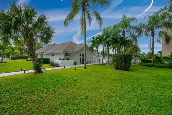 Pine Ridge At Delray Beach, 13870 Oneida Dr #H1, Delray Beach, Florida 33446, image 1