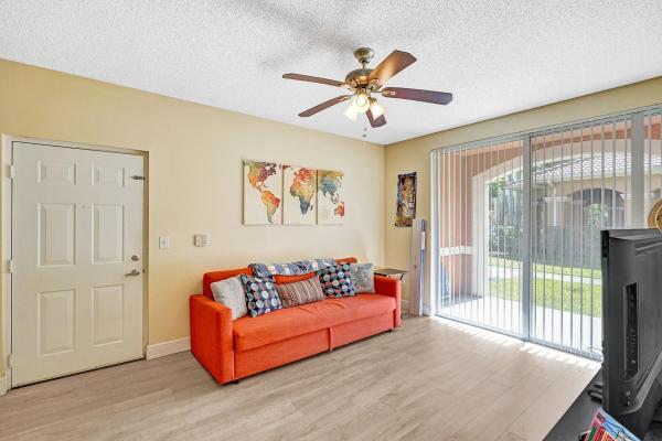 St Andrews At Nob Hill, 8000 N Nob Hill Rd #102, Tamarac, Florida 33321, image 1