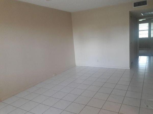 Hythe At Century Village, 2046 Hythe C, Boca Raton, Florida 33434, image 2