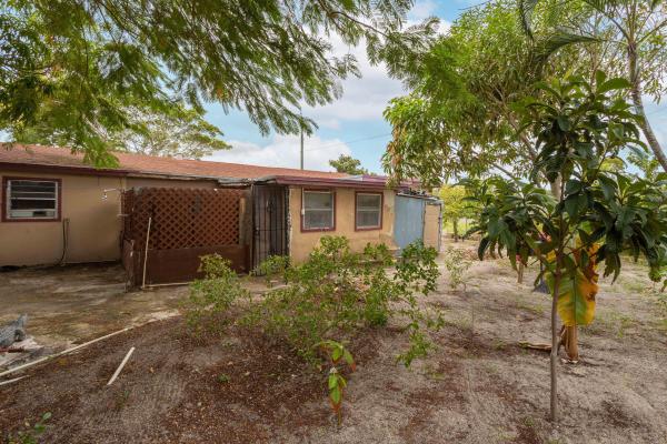 Rolling Green Ridge, 2180 N Seacrest Blvd, Boynton Beach, Florida 33435, image 2
