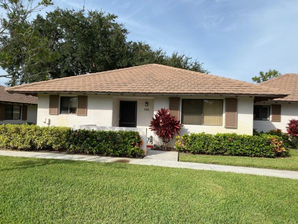 Club Cottages, 130 Club Dr, Palm Beach Gardens, Florida 33418, image 1