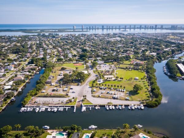 Prosperity Village, 10401 Prosperity Farms Rd #Lot 9, North Palm Beach, Florida 33410, image 2
